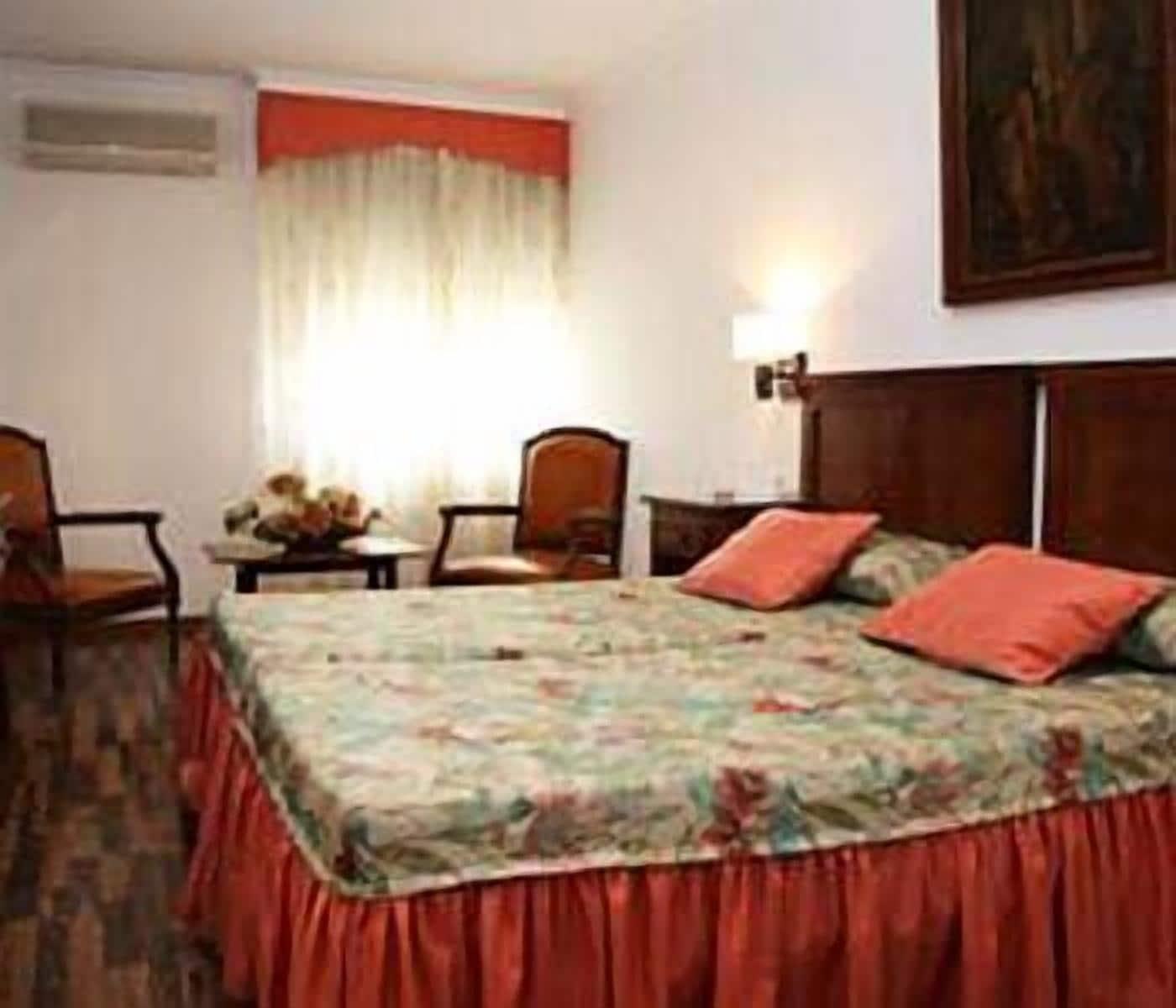 Hotel Mulhacen Guadix Buitenkant foto