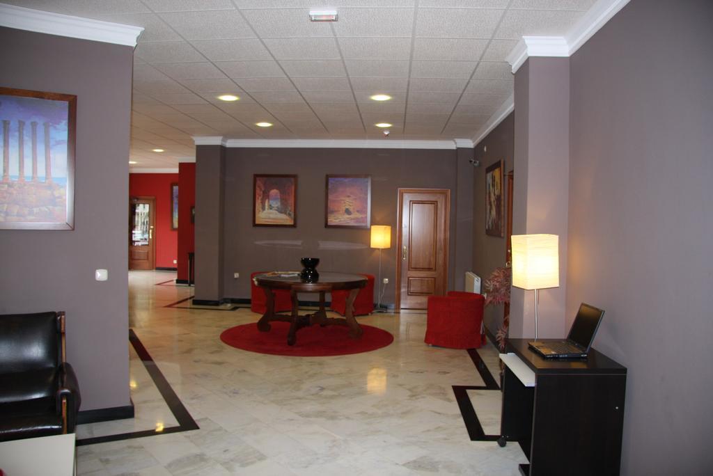 Hotel Mulhacen Guadix Buitenkant foto