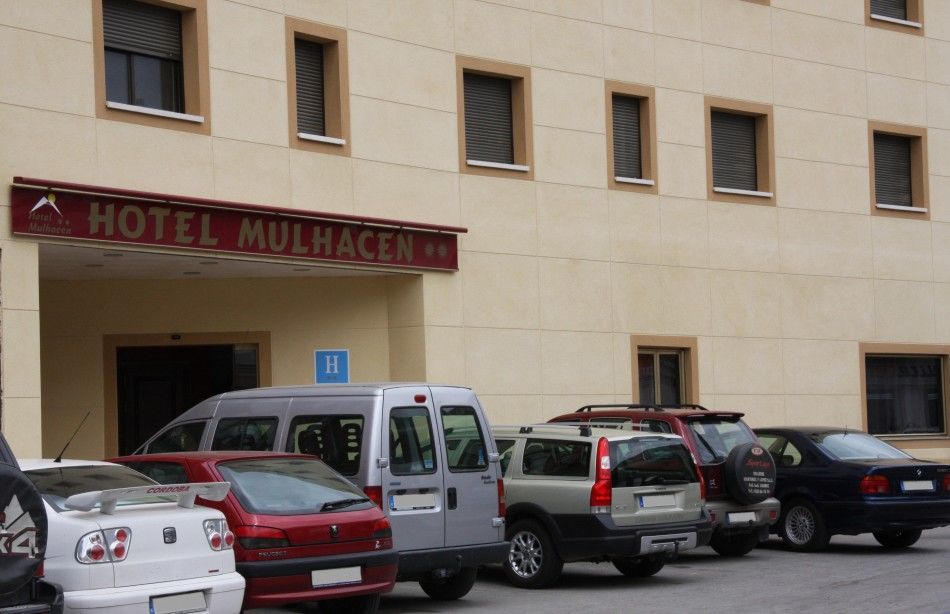 Hotel Mulhacen Guadix Buitenkant foto